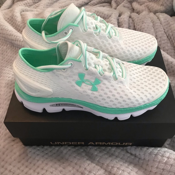 under armour gemini 2 kids 28